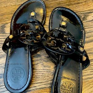 Size 5.5 black patent leather Tory Burch Millers